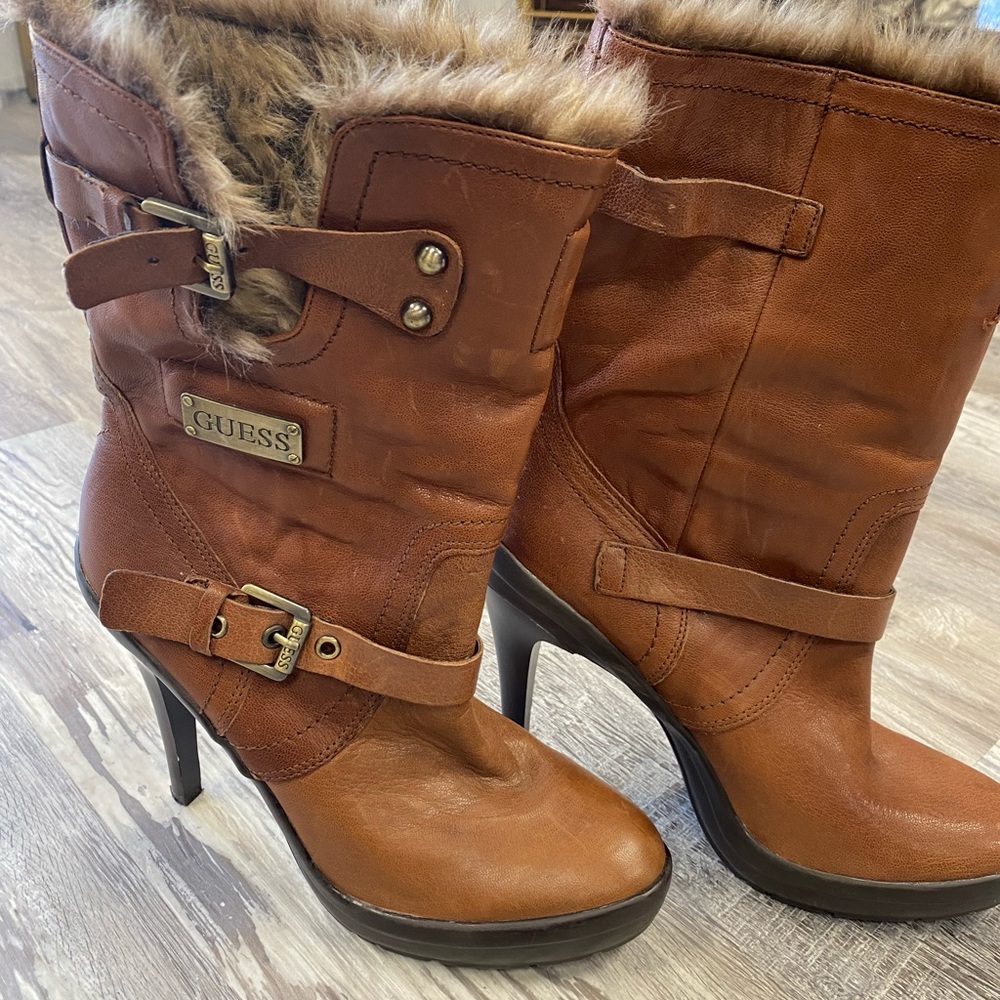 Guess  boots with faux fur lining